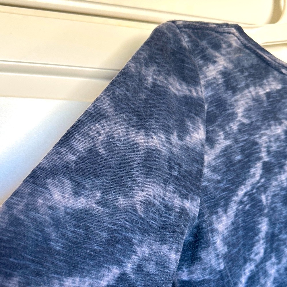 Sonoma Navy Tie-Dye V-Neck Cotton blend Blouse Size M Pre Owned - Picture 4 of 4